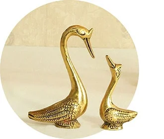 Figurines